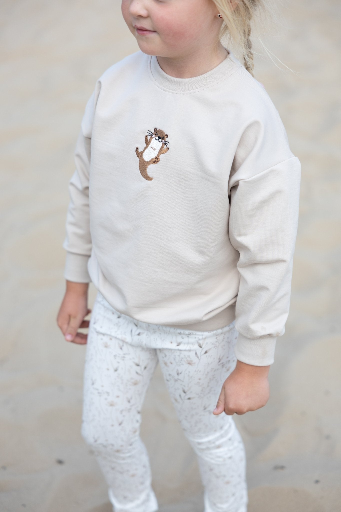 Otter - Sweater